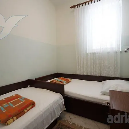 Adriatic A4 -rab Apartamento