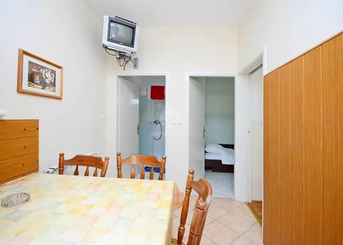 Adriatic A4 -rab Lejlighed Kampor